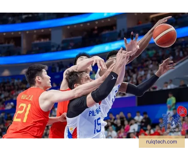 中国男篮对阵菲律宾全场回顾 聚焦关键瞬间与战术亮点分析